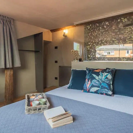 Urio's Castle By Rent Apartament *