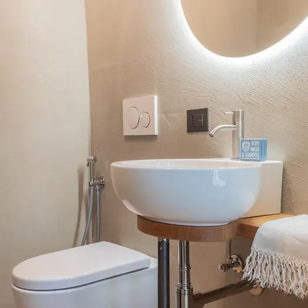 Apartament Urio's Castle By Rent Carate Urio