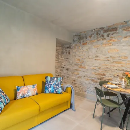 Urio's Castle By Rent * Carate Urio