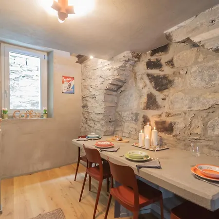 Apartment Urio's Castle By Rent *